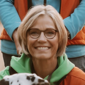 Claudia Warns - Hundetrainerin - Team Hundeschule Heimann - Huntlosen
